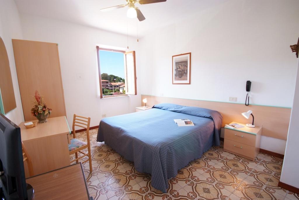 Hotel Anselmi Marciana Marina  Eksteriør bilde