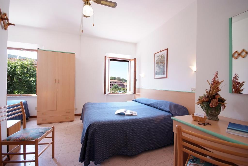 Hotel Anselmi Marciana Marina  Eksteriør bilde