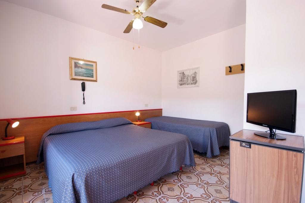 Hotel Anselmi Marciana Marina  Eksteriør bilde